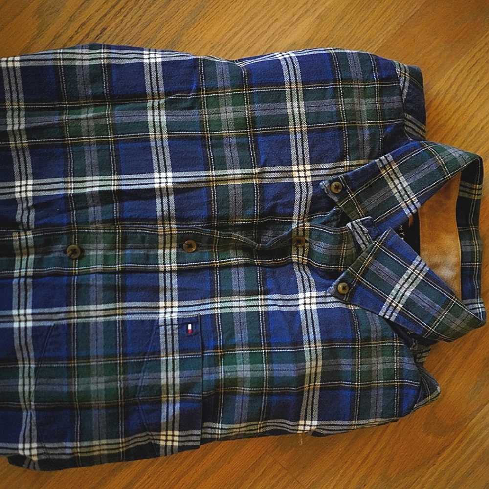 Tommy Hilfiger Men's M Blue Plaid button up